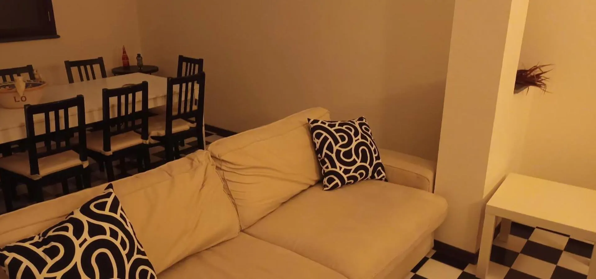 Villa In Augusta 0*,